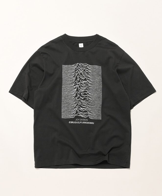 blurhmsROOTSTOCK / Unknown Pleasures Invert Tee — reference image from LOFTMAN