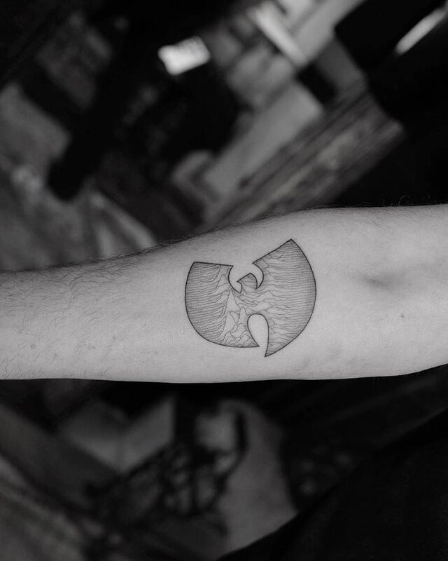 Unknown Pleasures tattoo — Dr. Woo (216804) — reference image from Tattoofilter